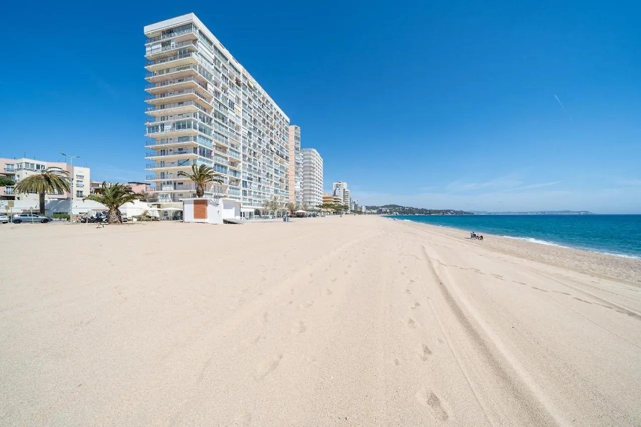 Hauzify I Apartaments Palace Platja d'Aro 0*,  Spain