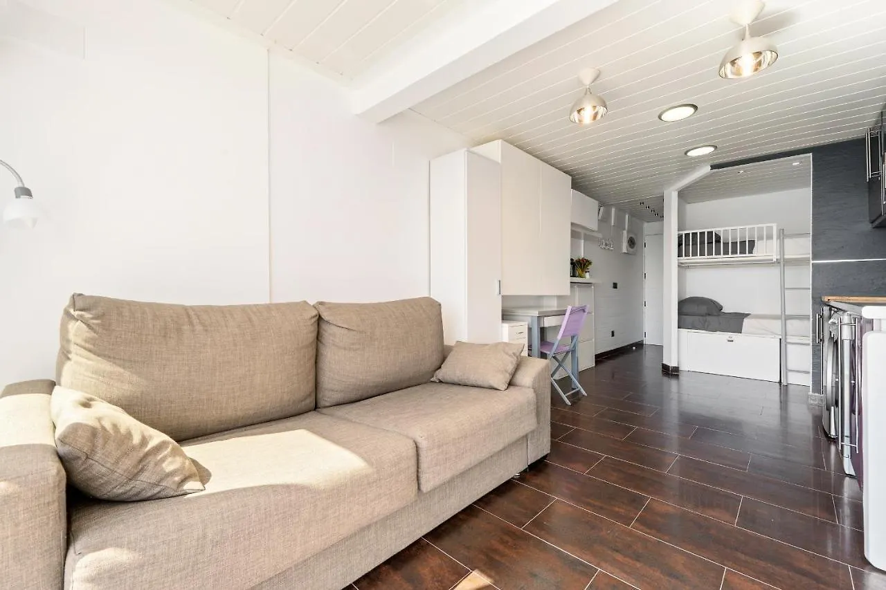 Hauzify I Apartaments Palace Platja d'Aro 0*,