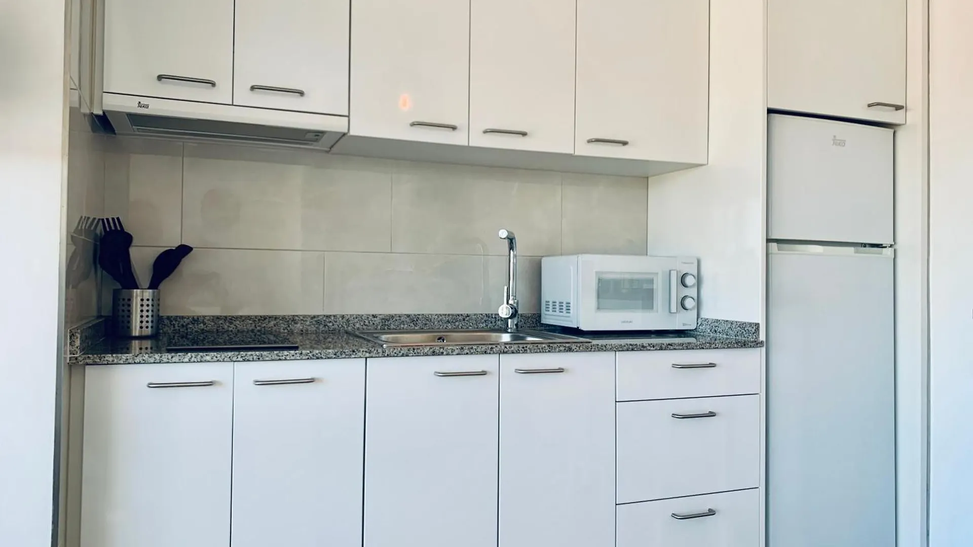 Hauzify I Apartaments Palace Platja d'Aro 0*,  Spain